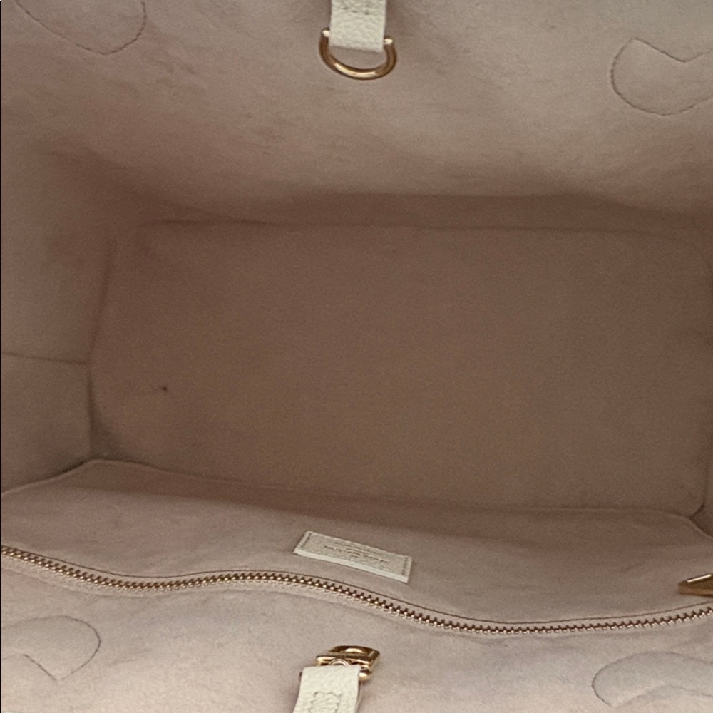 Louis Vuitton Cream Tote with Pink Monogram Accents - Picture 7 of 10